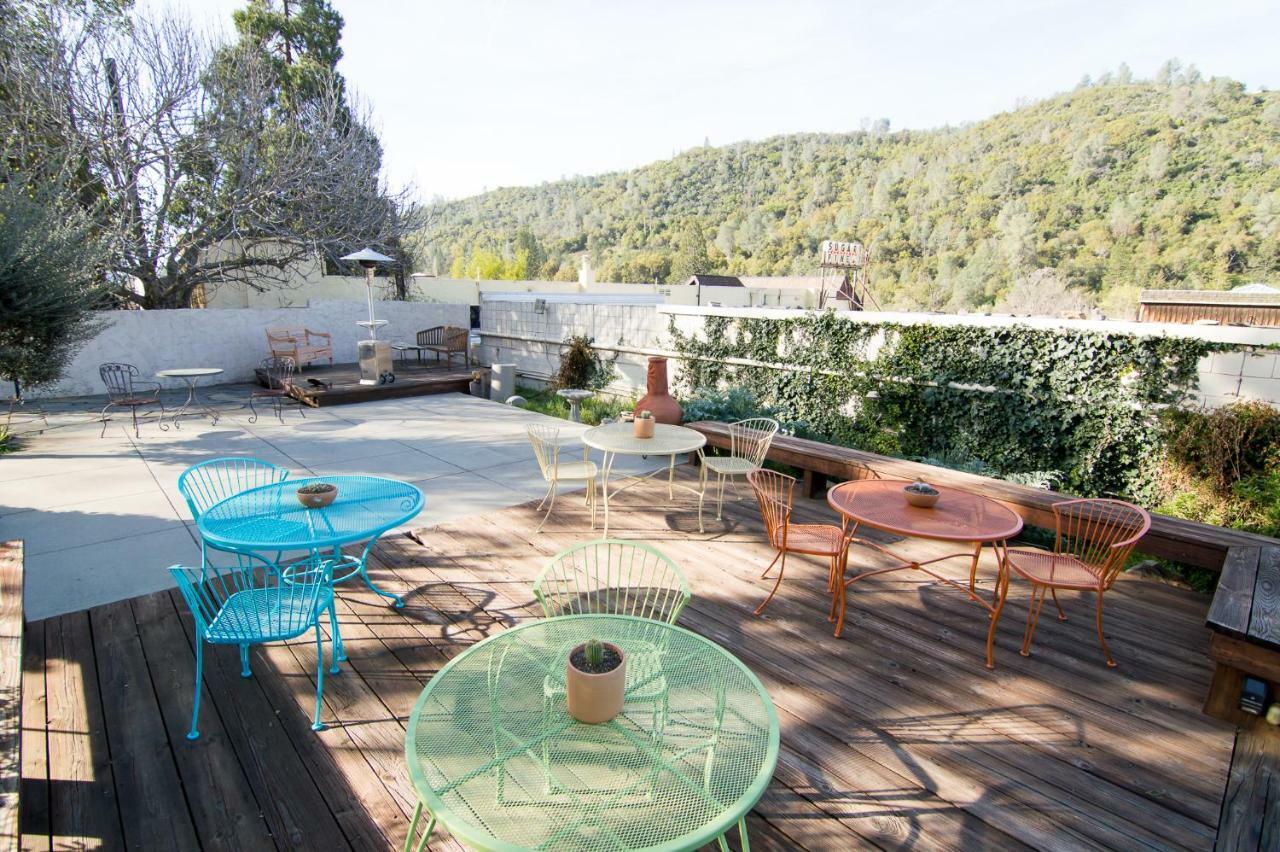 River Rock Inn Mariposa Extérieur photo