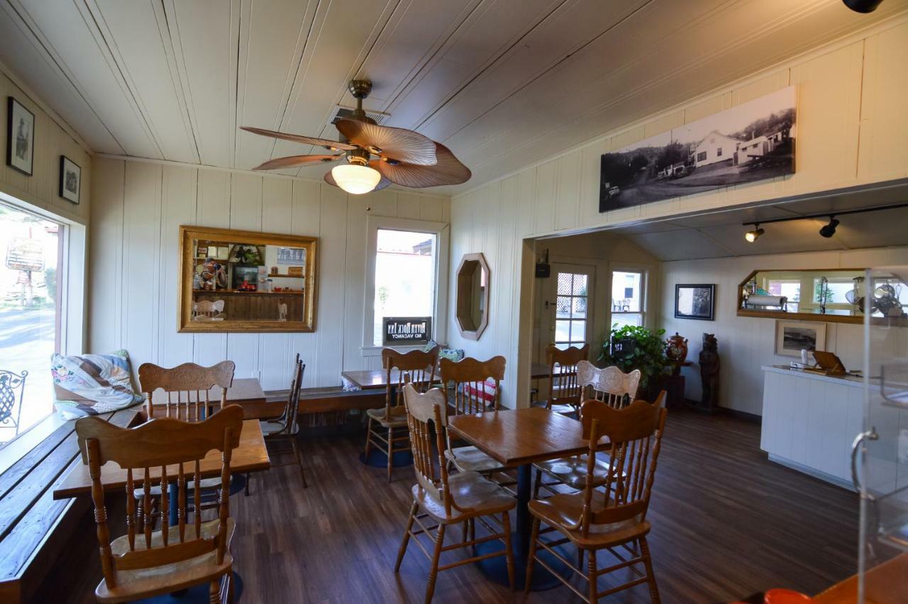 River Rock Inn Mariposa Extérieur photo