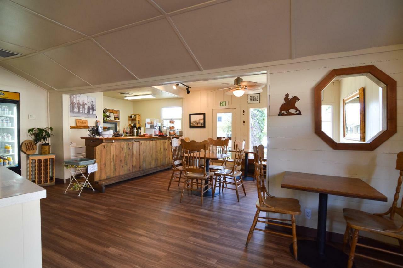 River Rock Inn Mariposa Extérieur photo