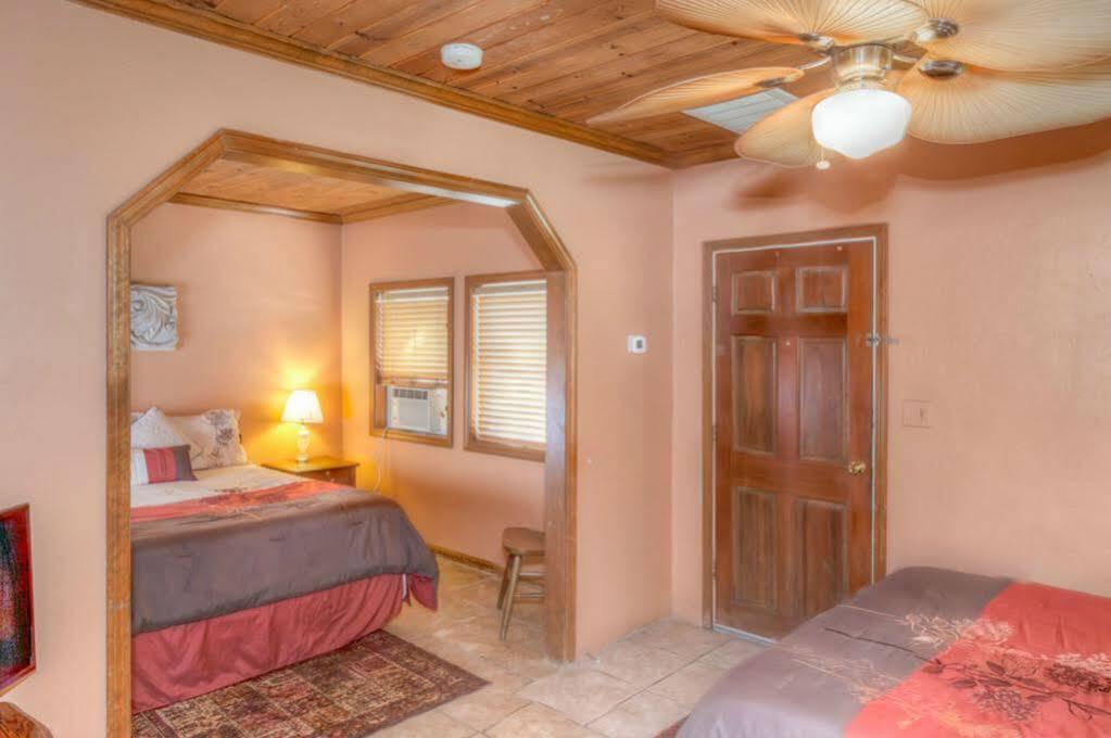 River Rock Inn Mariposa Extérieur photo